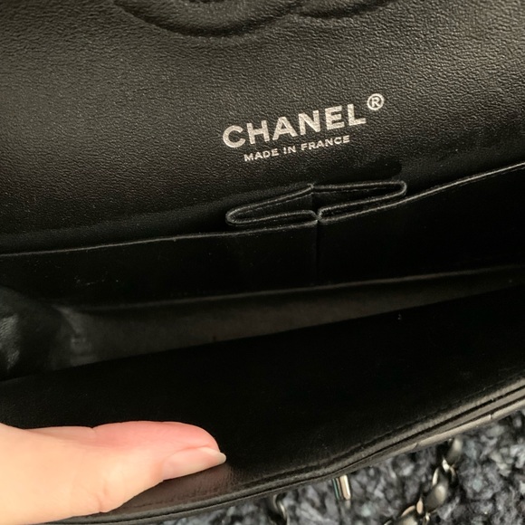 Chanel classic chevron So Black medium flap bag - Picture 10 of 15